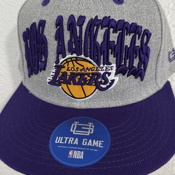 NWT- Los Angeles Lakers- Heathered grey twill snap back hat - Picture 2 of 8